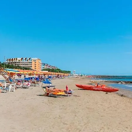 Enjoy Your In Our Flat-beahost * Porto Santa Margherita di Caorle